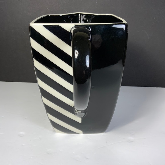 The Main Ingredient Pitcher Square Black White Yin Yang Zebra 64 ounce #ES4 - Picture 3 of 7